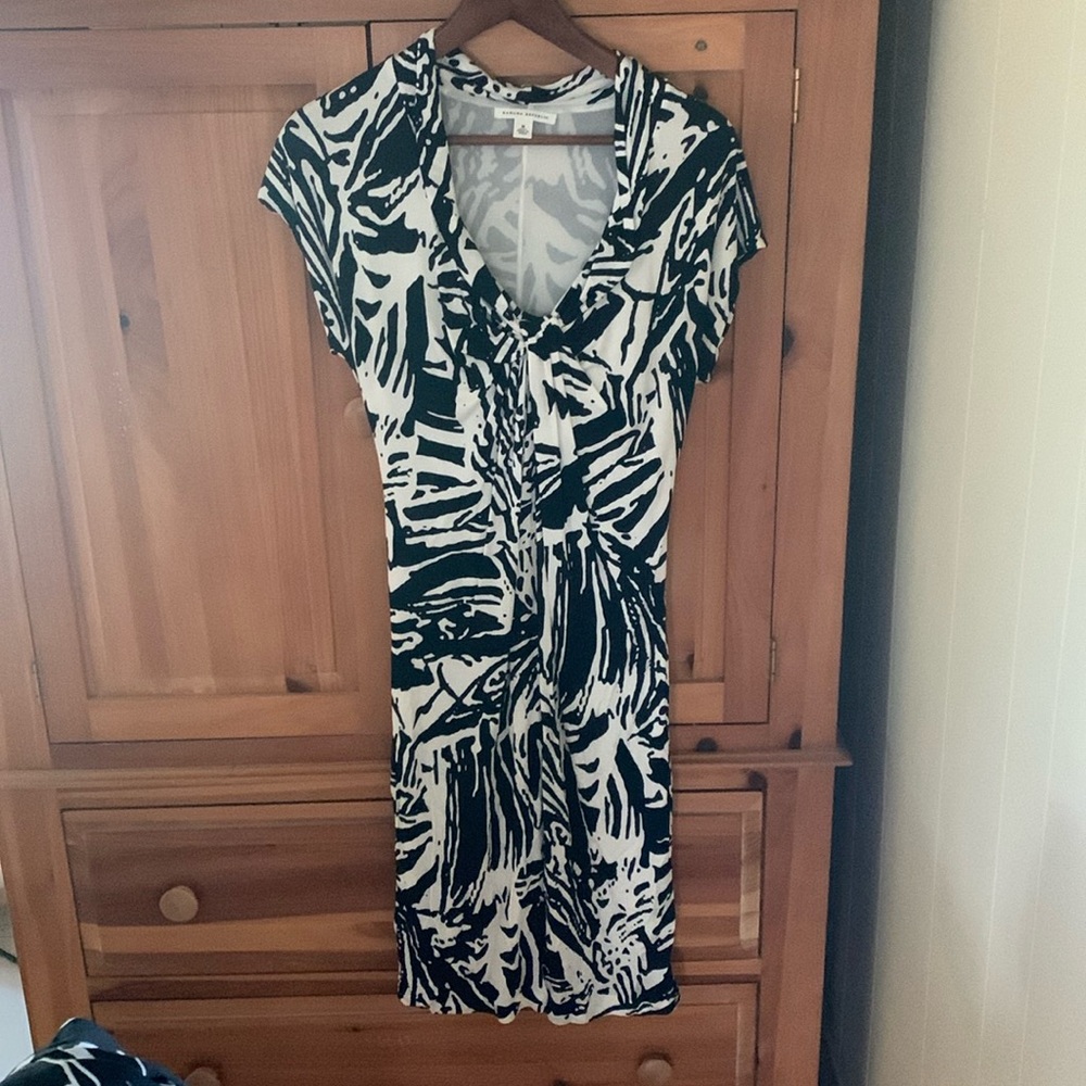 Banana Republic cream and navy patterned dress